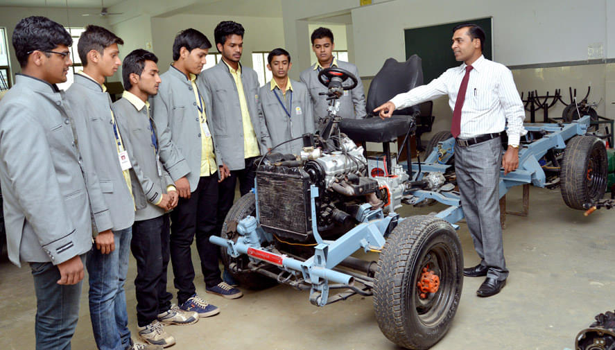 Sandip Polytechnic Nashik Laboratory (Mechanical Department) photo 4